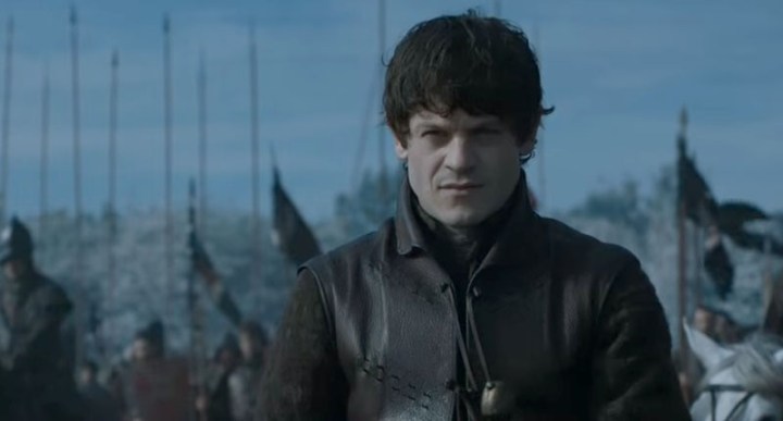 actor-iwan-rheon-playing-ramsay-bolton-on-the-hbo-series-game-of-thrones-screenshot-800x430