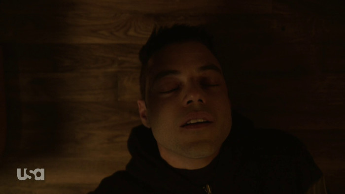 Elliot Almost Dies (Alt)