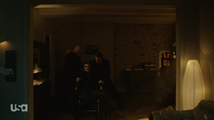 Elliot Captive (Alt)