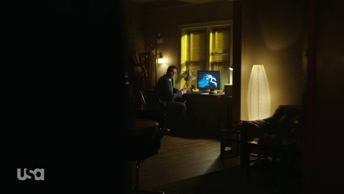 Tyrell in Elliot's Apartment (Alt)