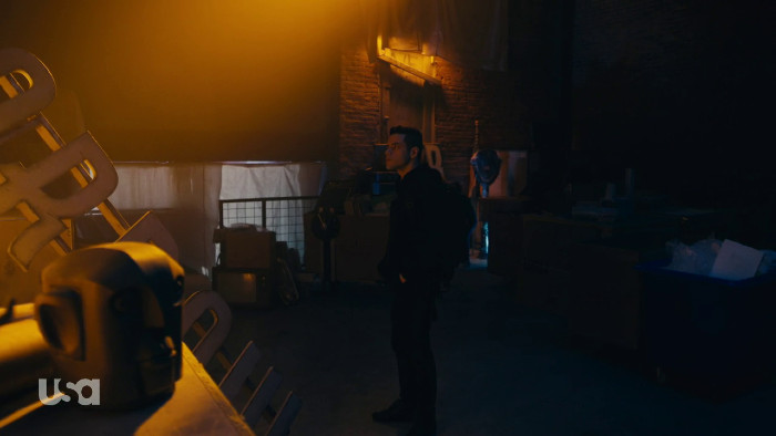 Elliot and the Robot (Alt)