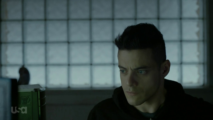 Elliot Finds Sex Traffickers (Alt)