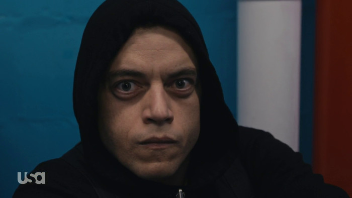 Elliot Holding Door Closed (Alt)