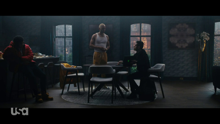 Elliot Shows Exploit (Alt)