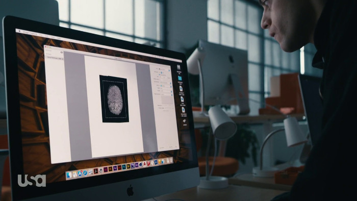 Elliot Uploading Thumbprint (Alt)