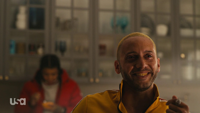 Vera's Yellow Teeth (Alt)