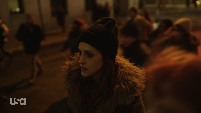 Darlene Runs Her Script (Alt)