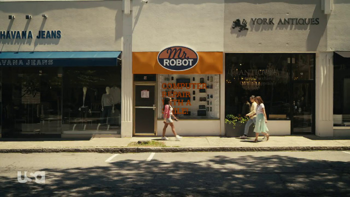 New and Improved Mr. Robot Repair Shop (Alt)