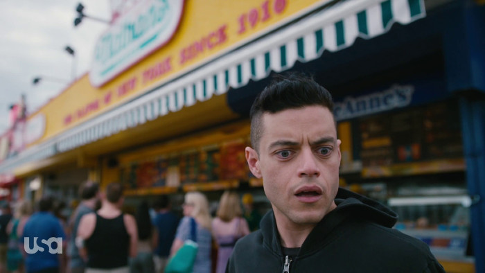 Elliot Freaks Out (Alt)